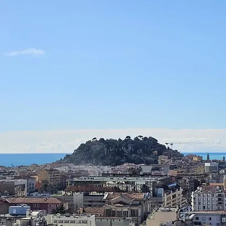 Avec Vu Sur Mer Et Montagne Nice