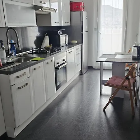 Avec Vu Sur Mer Et Montagne Apartment *